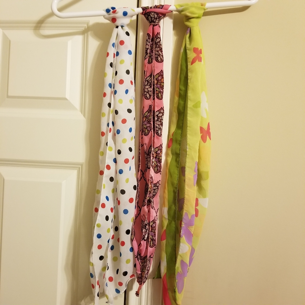 Bright Spring Pattern Accessory Scarves 3 pack - Picture 3 of 5
